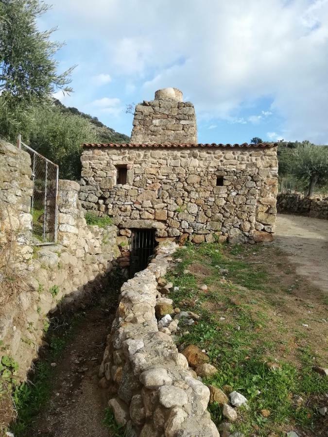 La Casina De Carmina Appartement Arroyomolinos de Montánchez Buitenkant foto
